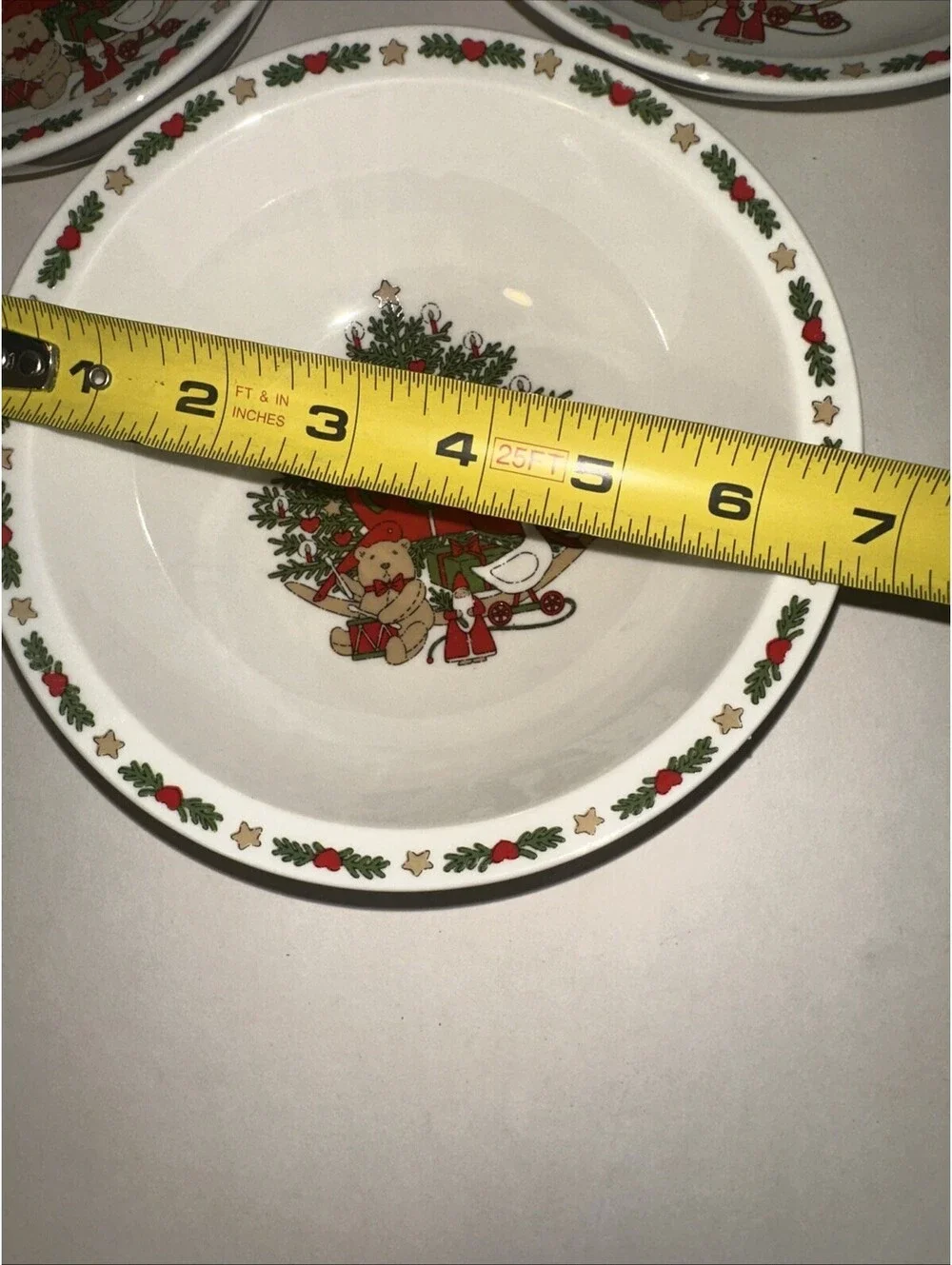 Ten Strawberry Street O Christmas Tree Serving Bowl Set of 3 no chips